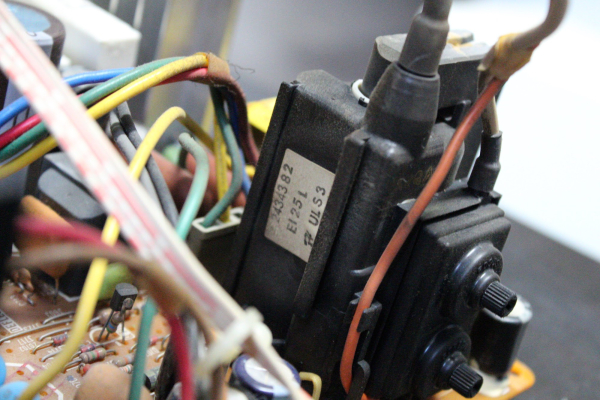 Hitachi CT-1358