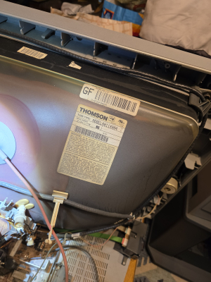 RCA 27F530T