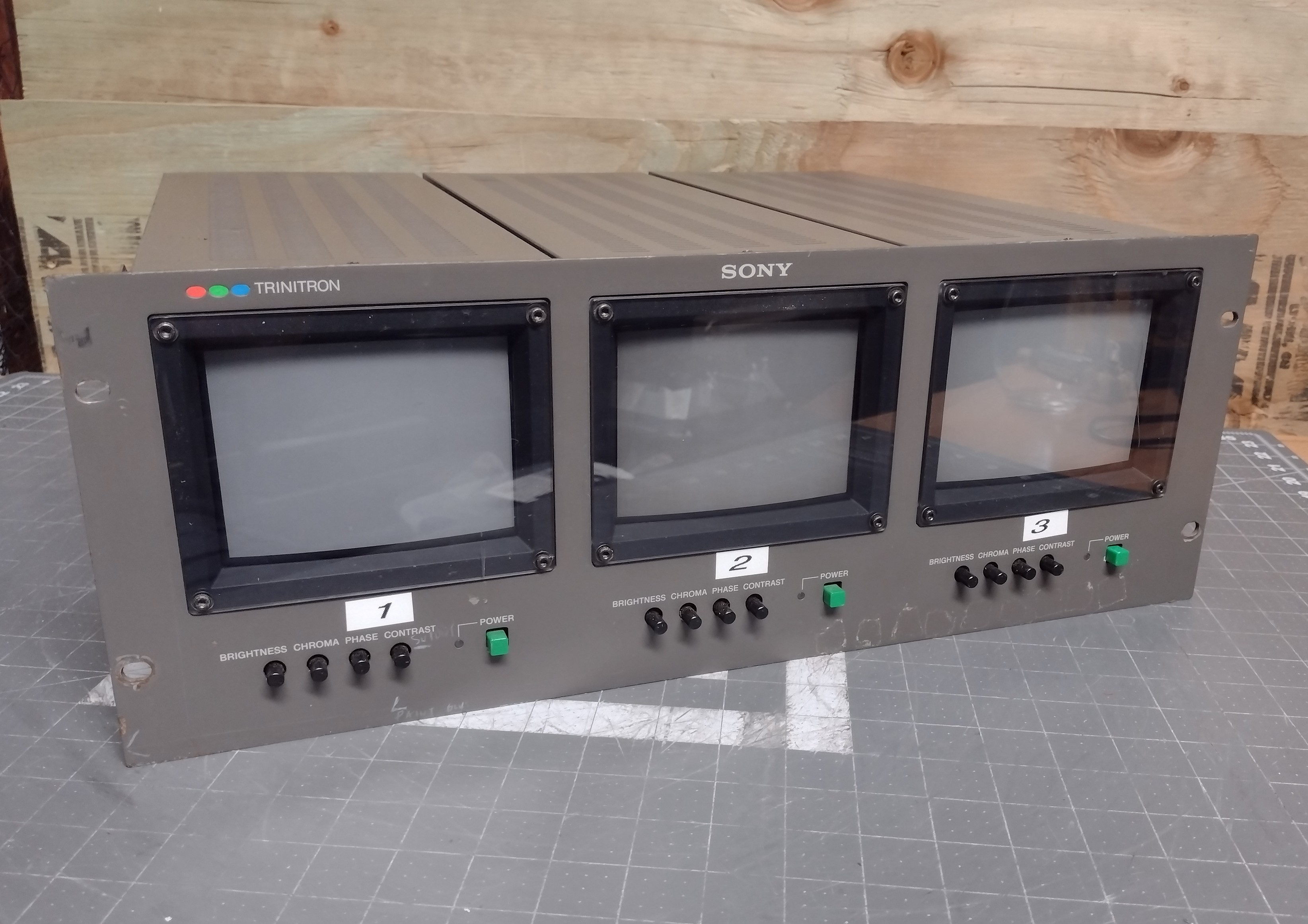 SONY Trinitron モニター SONY PVM-20M4J Trinitron 20'' Trinitron Color Video Picture
