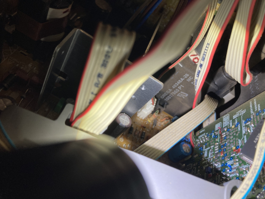 Click to view image in new tab RCA 27V530T