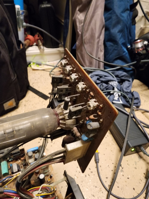 Click to view image in new tab Sony KV-19TS20