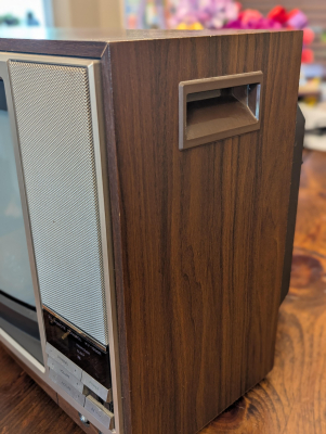 Sony KV-1356R