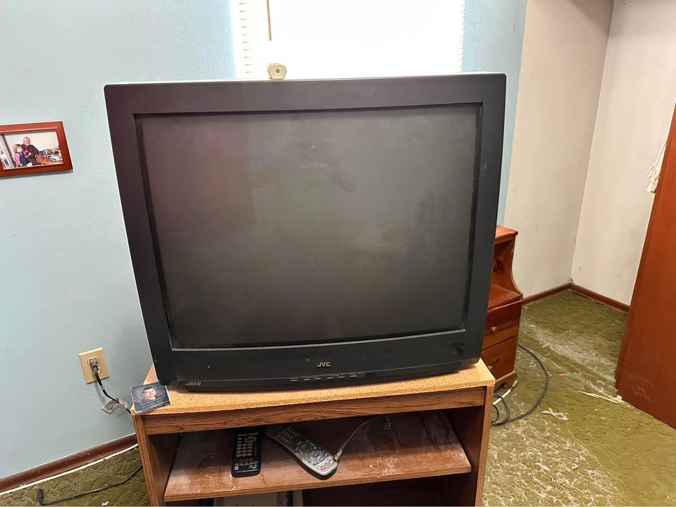 JVC AV-27BP4 | CRT Database