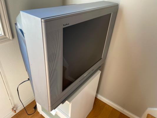 RCA 24F530T