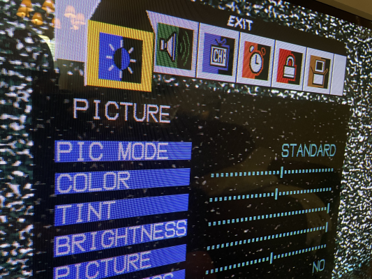 Click to view image in new tab Panasonic CT-32HXC14J
