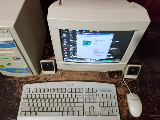 emachines eView 15s (J51A)