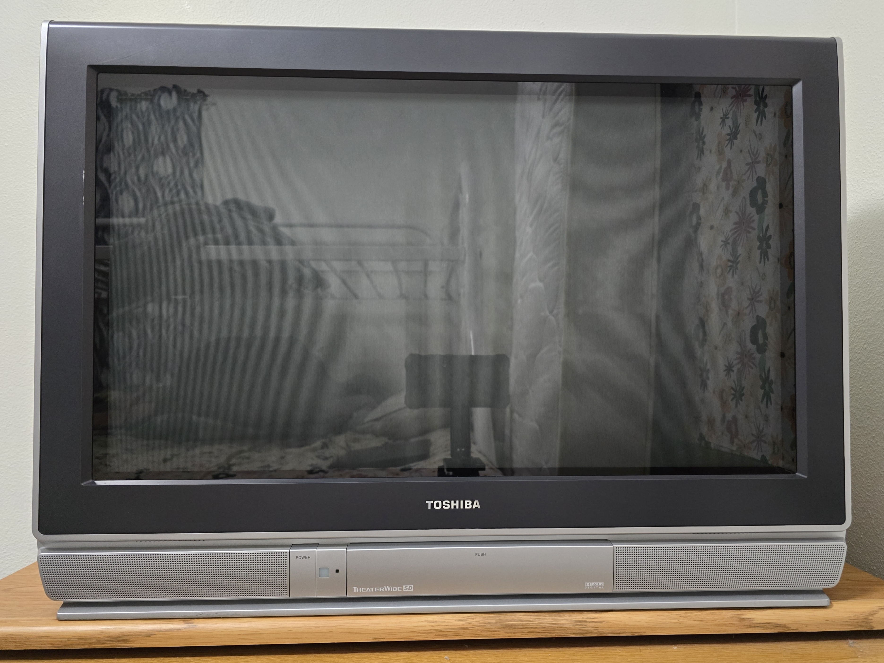 Toshiba 26DF56 | CRT Database