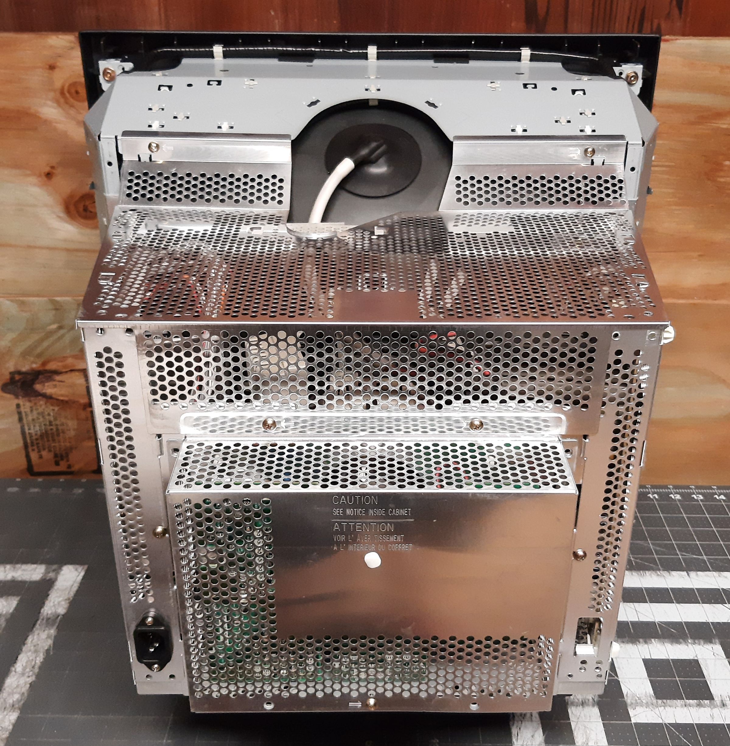 P260 IBM P260 | CRT Database