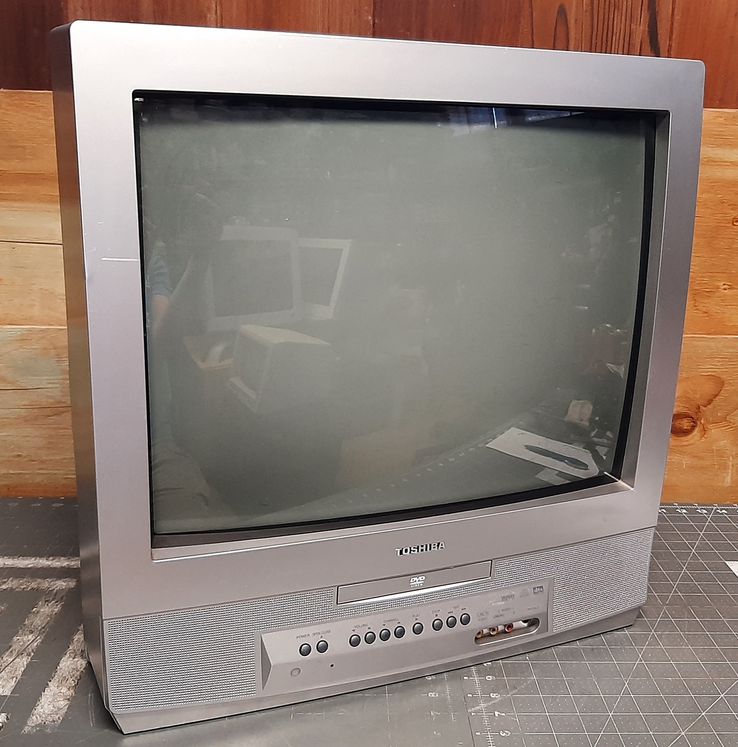 東芝TOSHIBA 41inchテレビ 【公式通販】